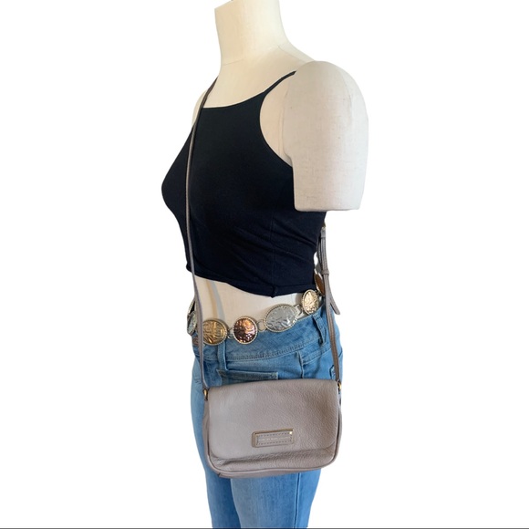 MARC JACOBS TOO HOT TO HANDLE FLAP PERCY CROSSBODY BAG grey